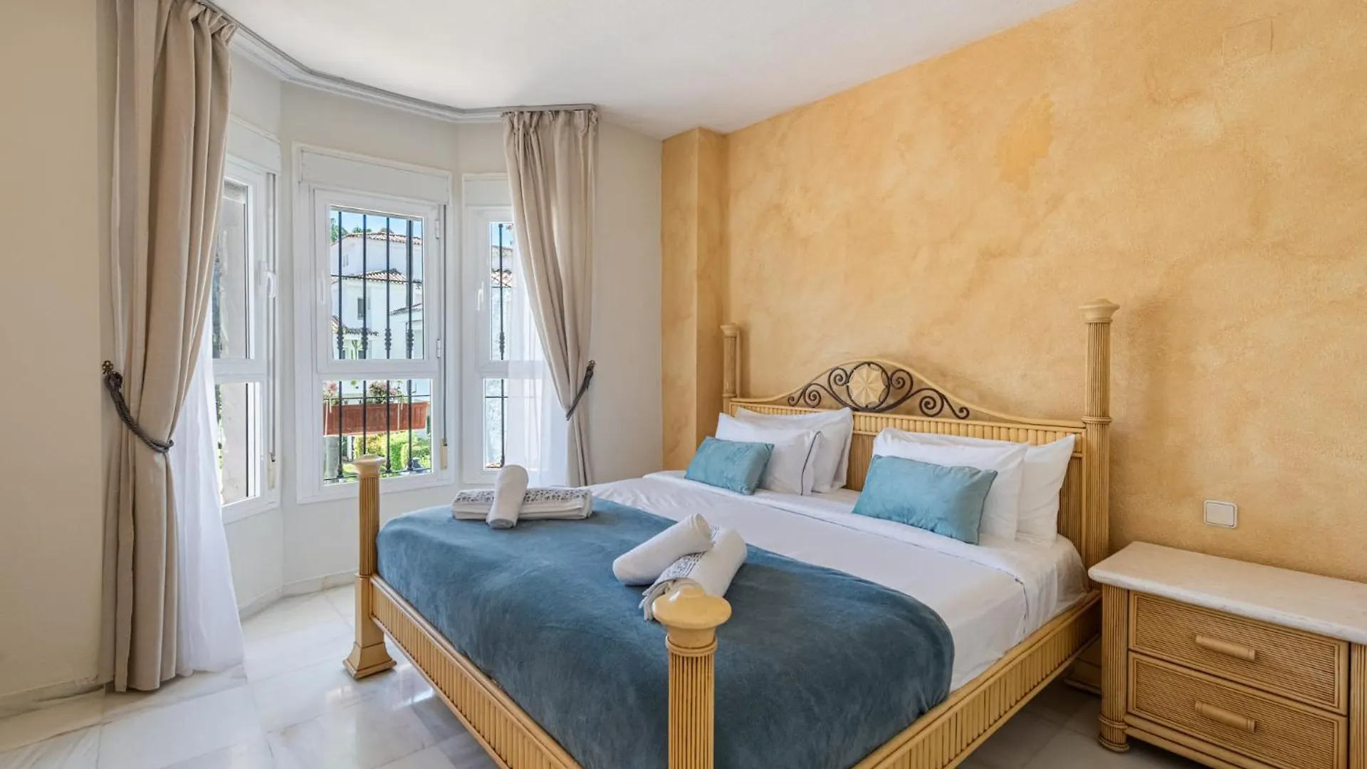Apartamento Los Naranjos Puerto Banus Marbella